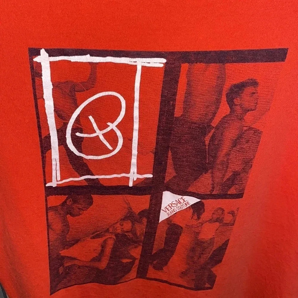Versace couture Y2K graphic T-shirt S - Picture 10 of 10